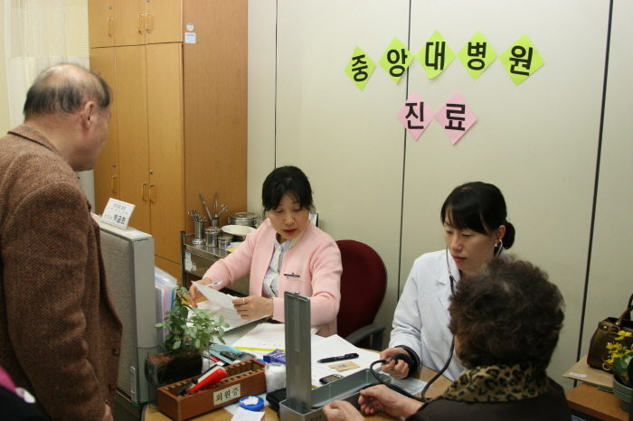동작구 차상위계층 의료지원 (1).JPG
